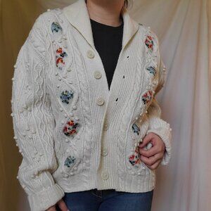 Vintage Wool Floral Embroidered Cable Knit Sweater